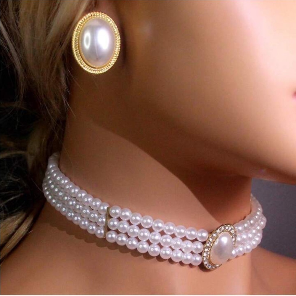 Faux Pearl Choker Necklace & Earrings Fashion Set - Picture 2 of 6
